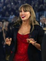 Grammy Awards 2025 Taylor Swift Black Blazer